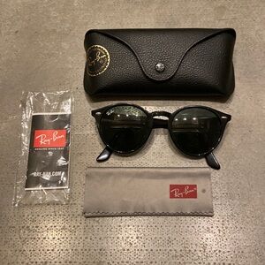 Ray-Ban 2180 sunglasses, black